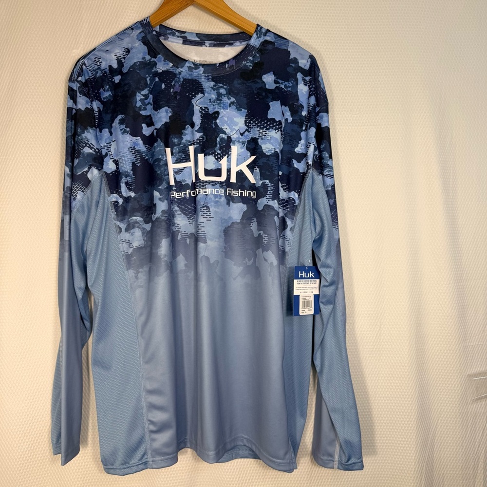 Huk Light Blue Performance Fishing Long Sleeve Shirt